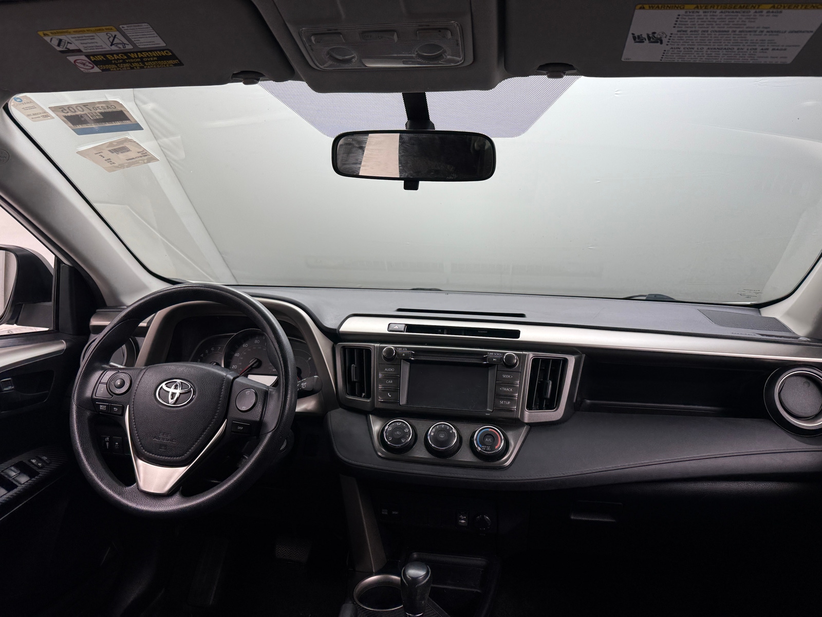 Thumbnail: 2015 Toyota RAV4 - 3