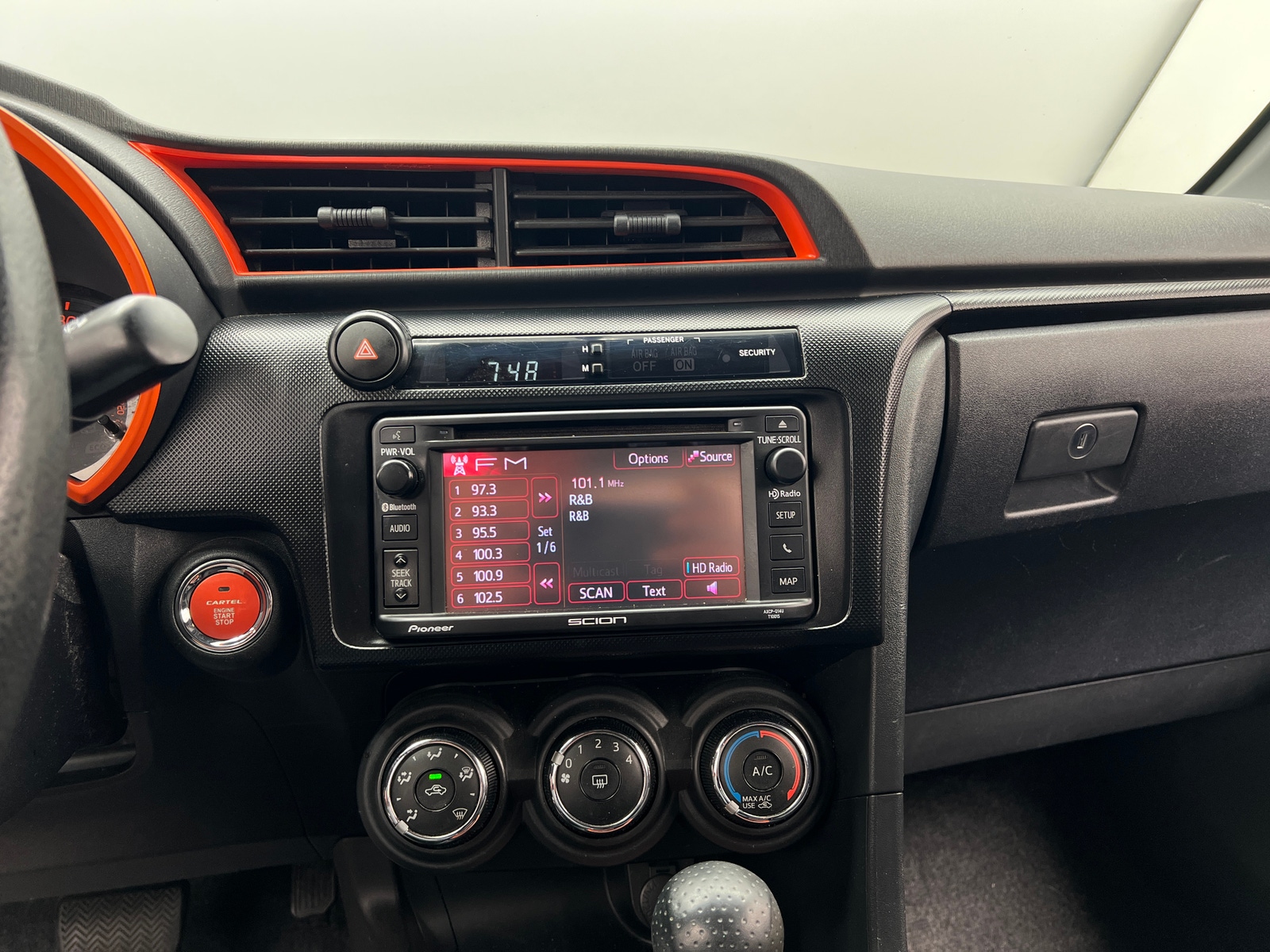 Thumbnail: 2015 Scion tC - 4