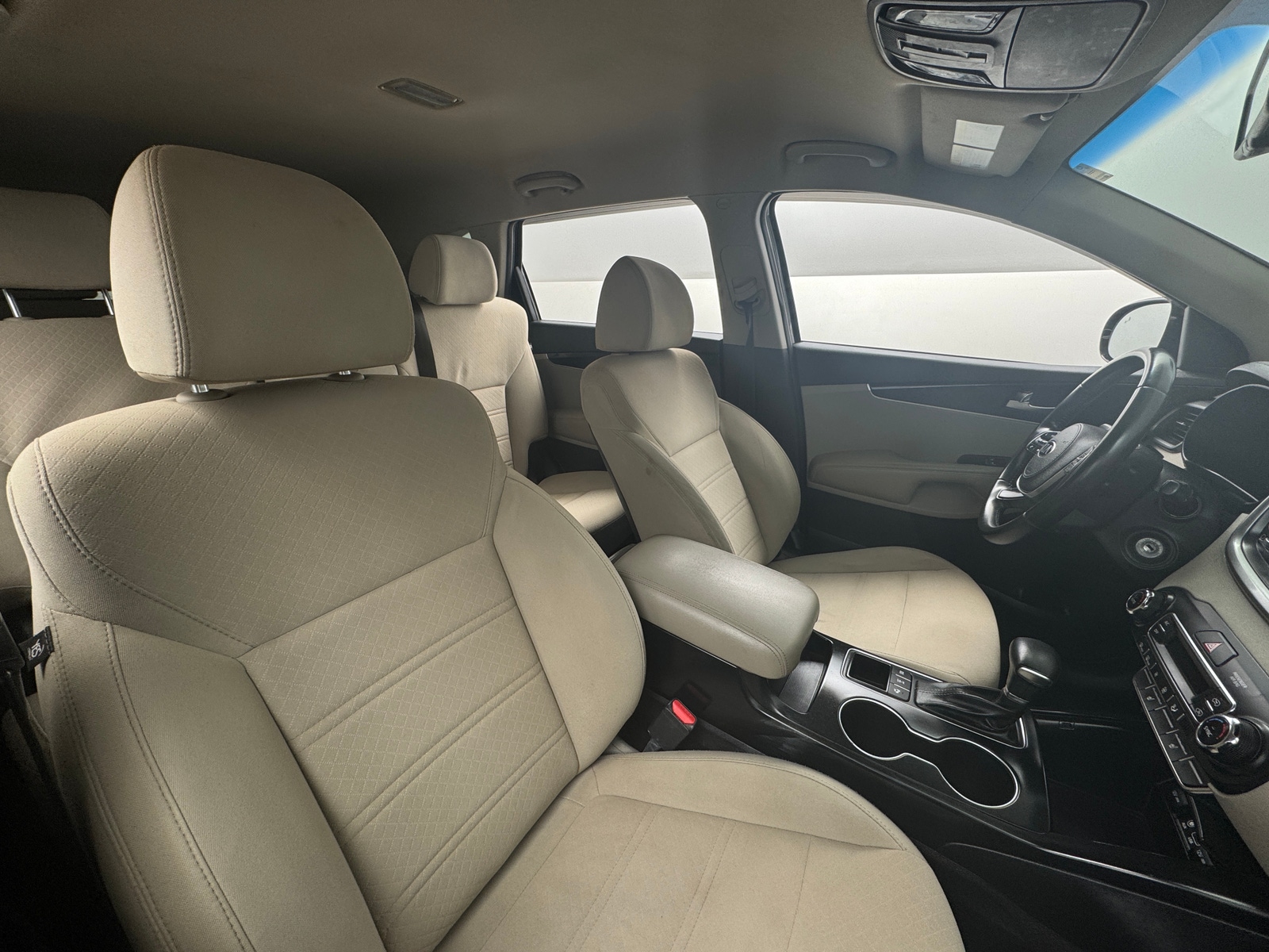 Thumbnail: 2019 Kia Sorento - 2