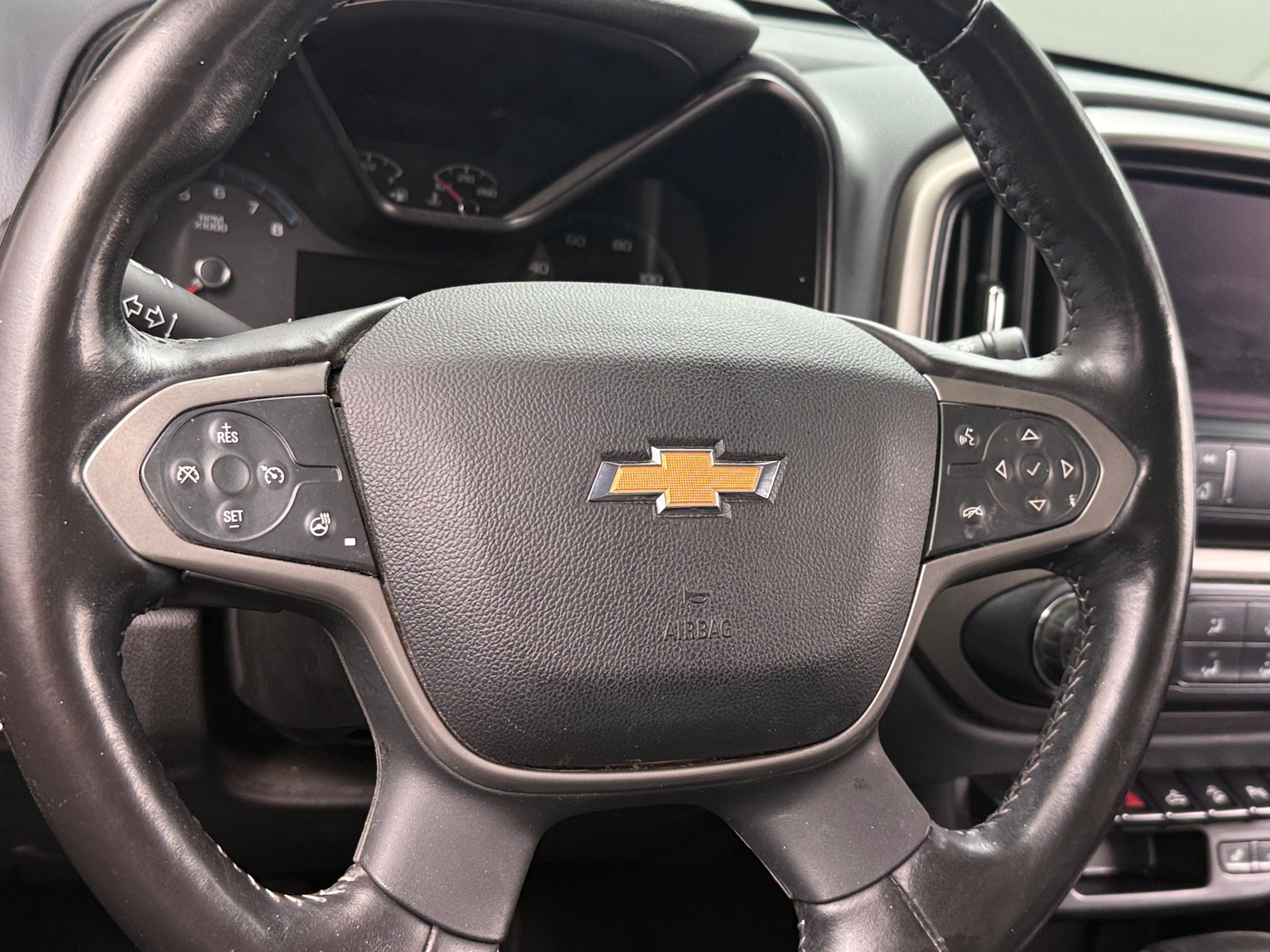 Thumbnail: 2020 Chevrolet Colorado - 5