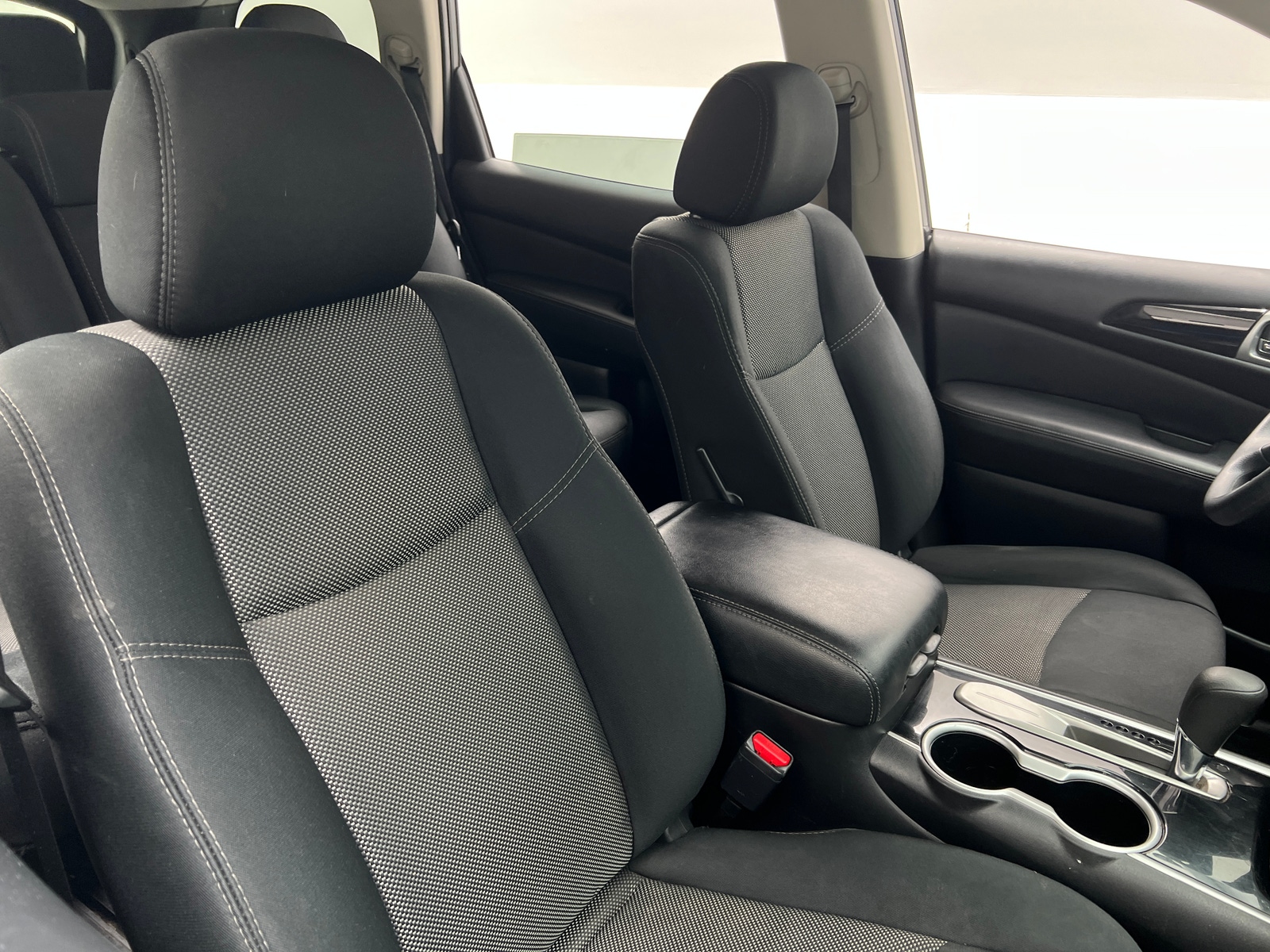 Thumbnail: 2018 Nissan Pathfinder - 2