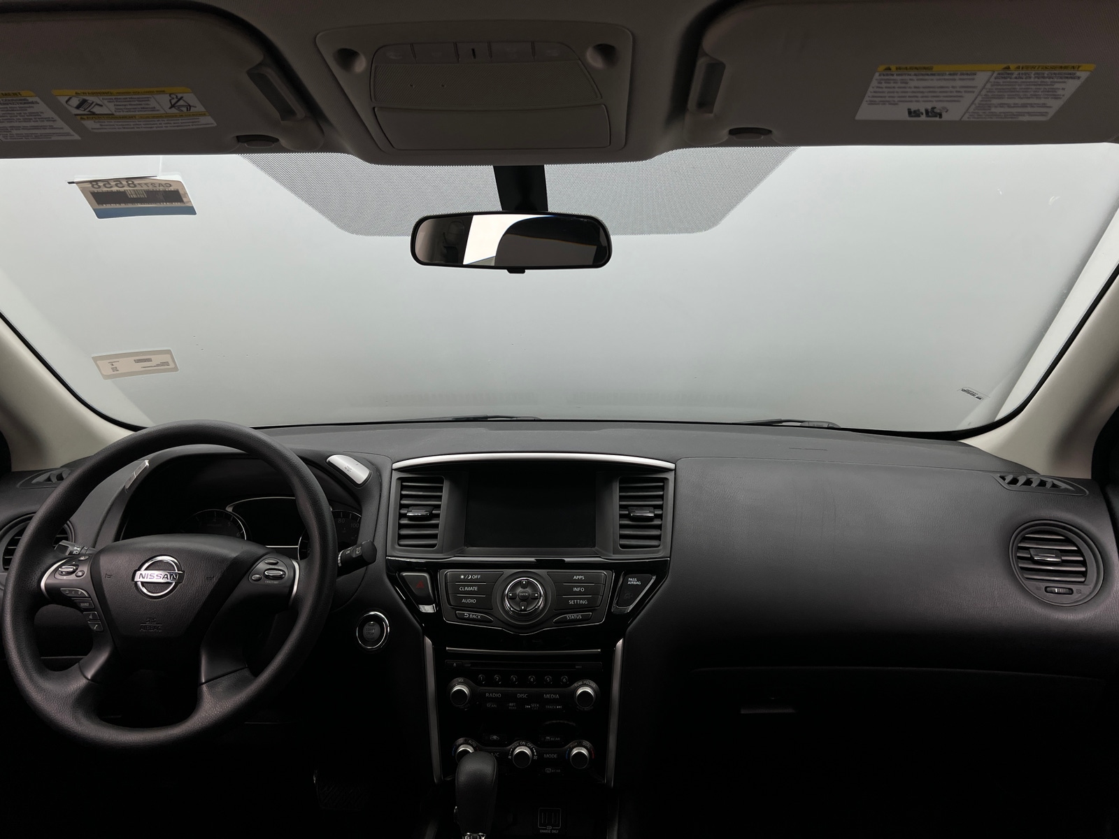 Thumbnail: 2018 Nissan Pathfinder - 3