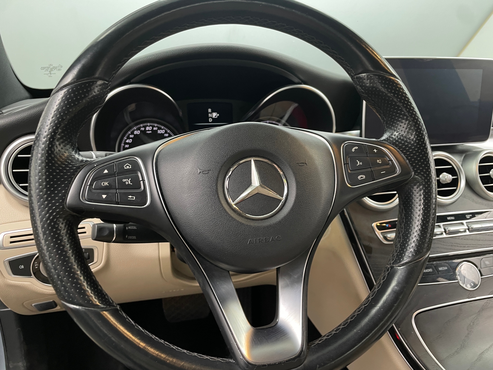 Thumbnail: 2015 Mercedes-Benz C-Class - 4