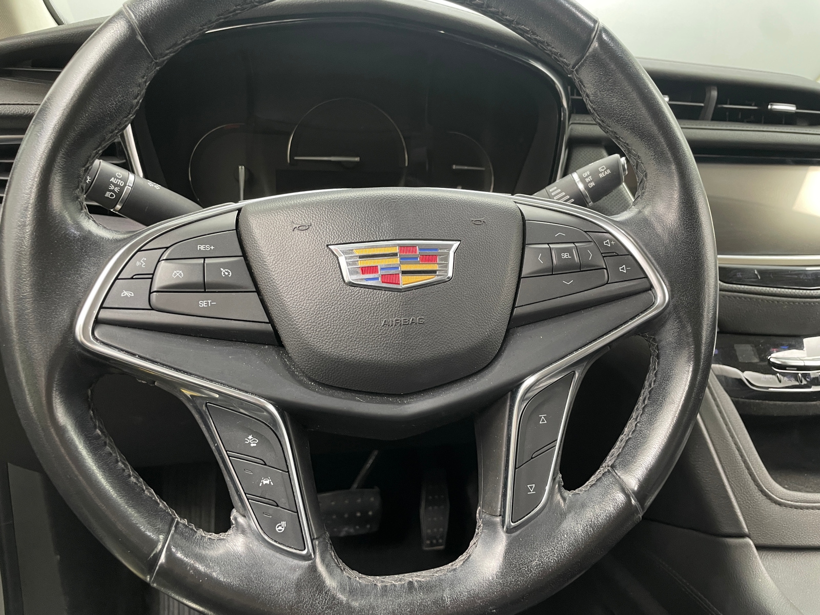 Thumbnail: 2019 Cadillac XT5 - 4