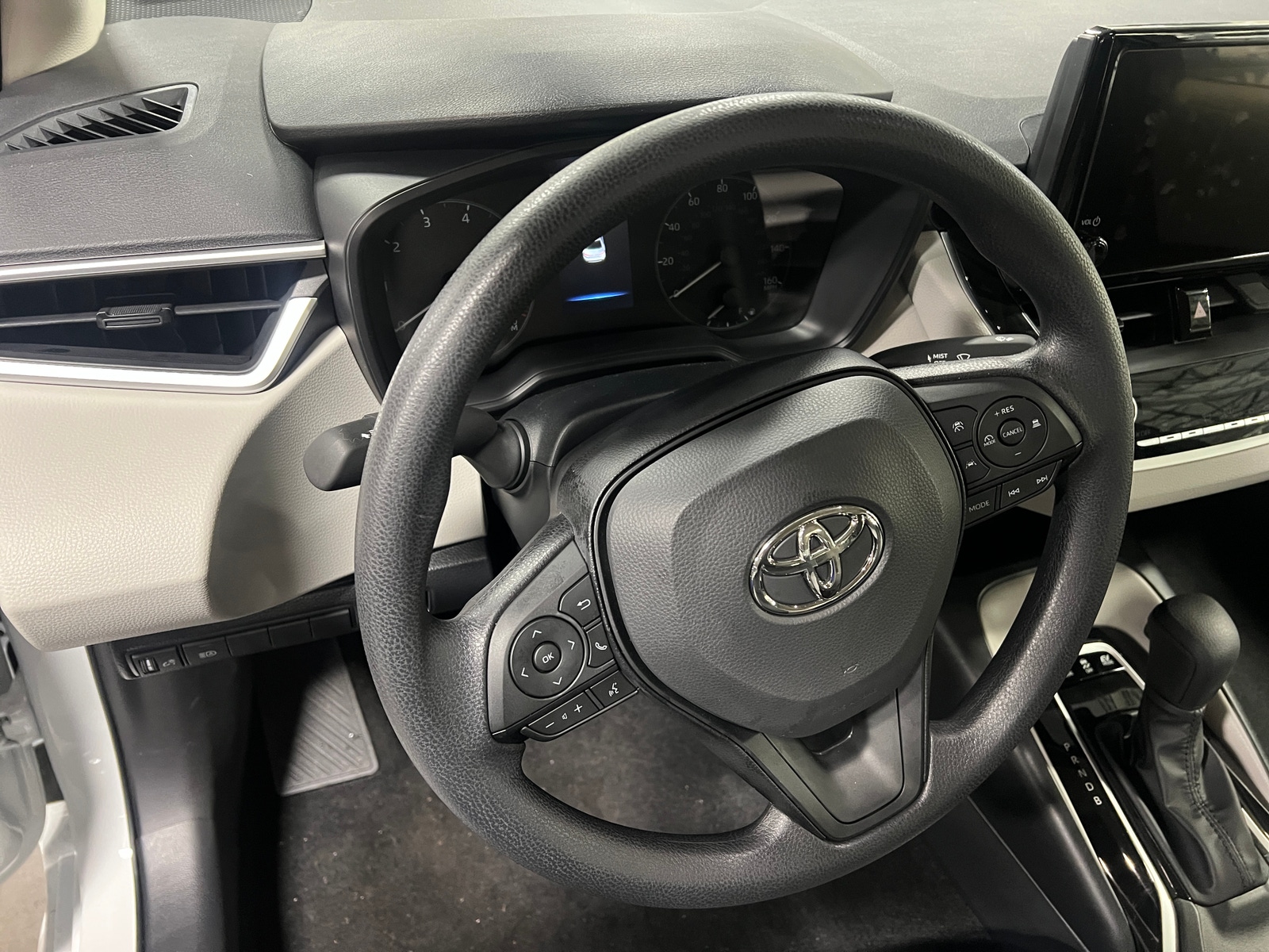 Thumbnail: 2025 Toyota Corolla - 5