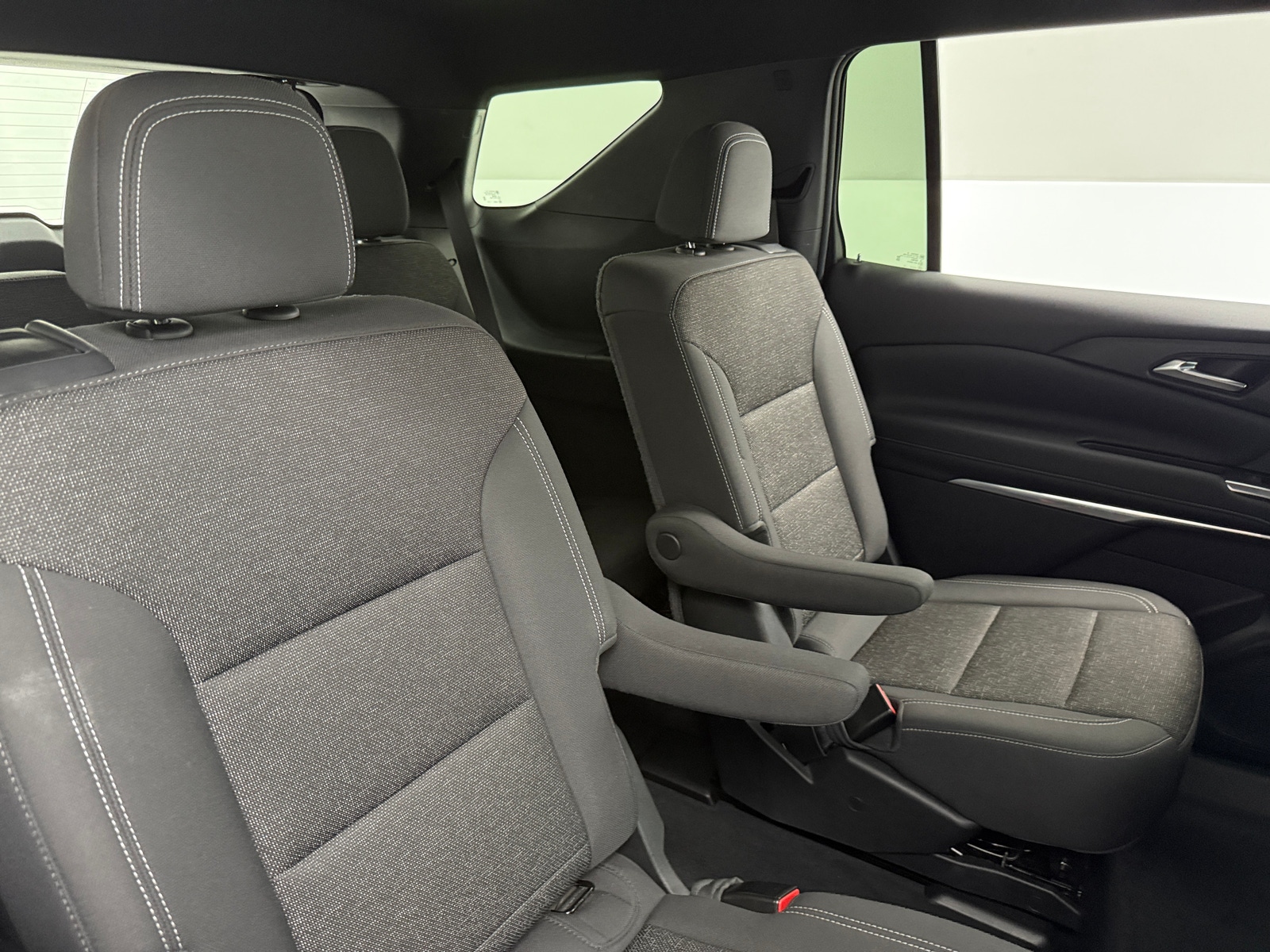 Thumbnail: 2024 Chevrolet Traverse - 6