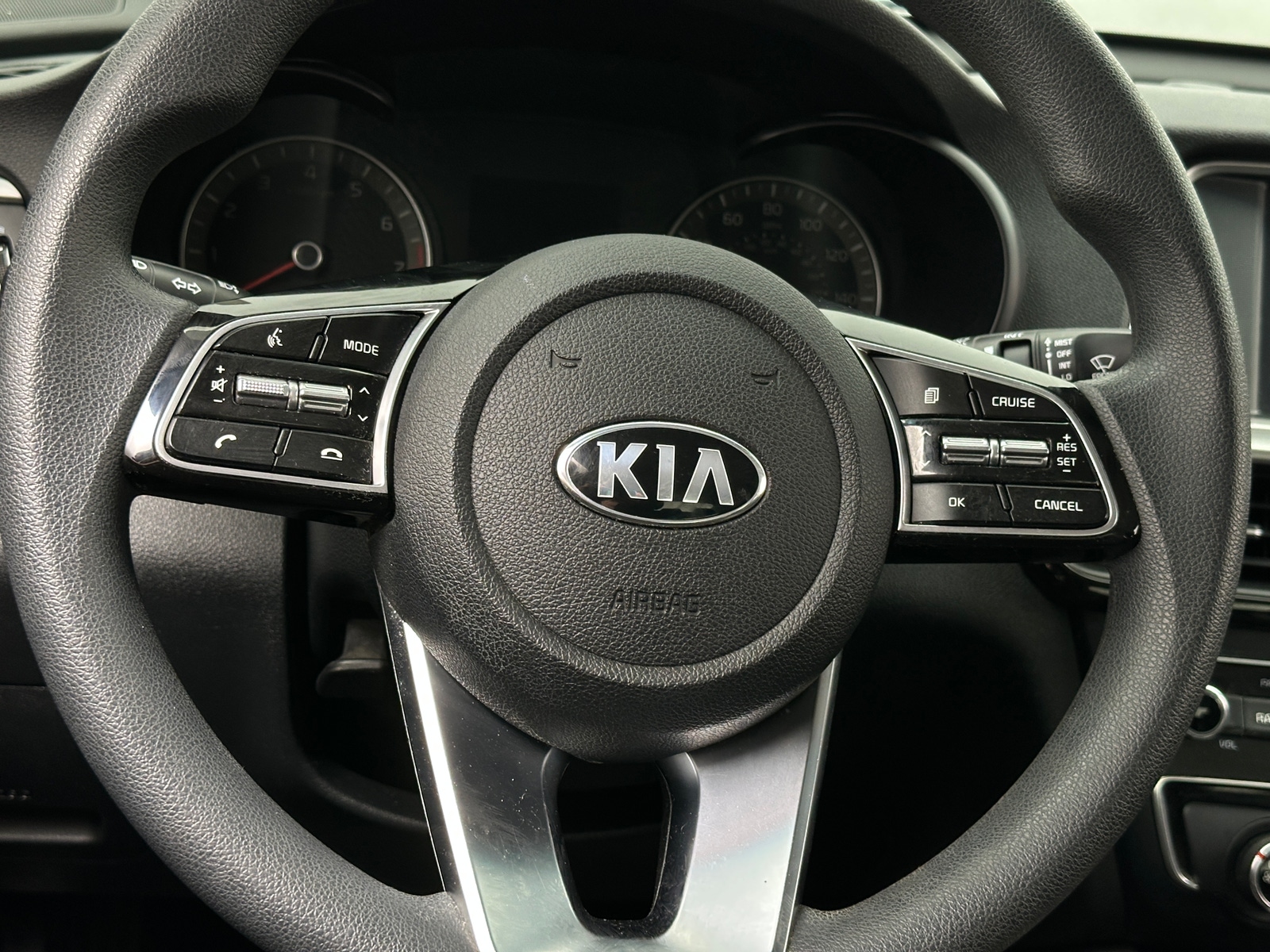 Thumbnail: 2020 Kia Optima - 5