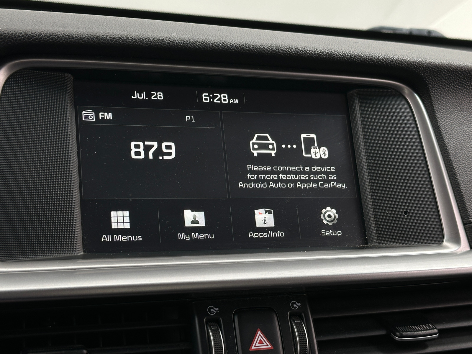 Thumbnail: 2020 Kia Optima - 4