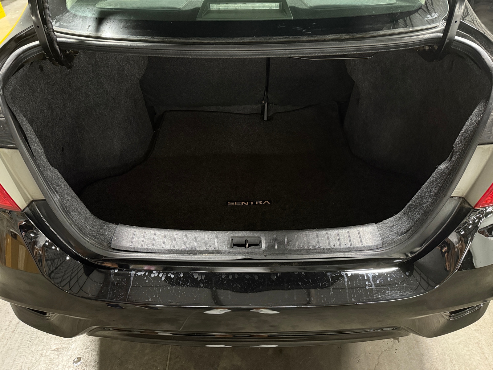 Thumbnail: 2019 Nissan Sentra - 7