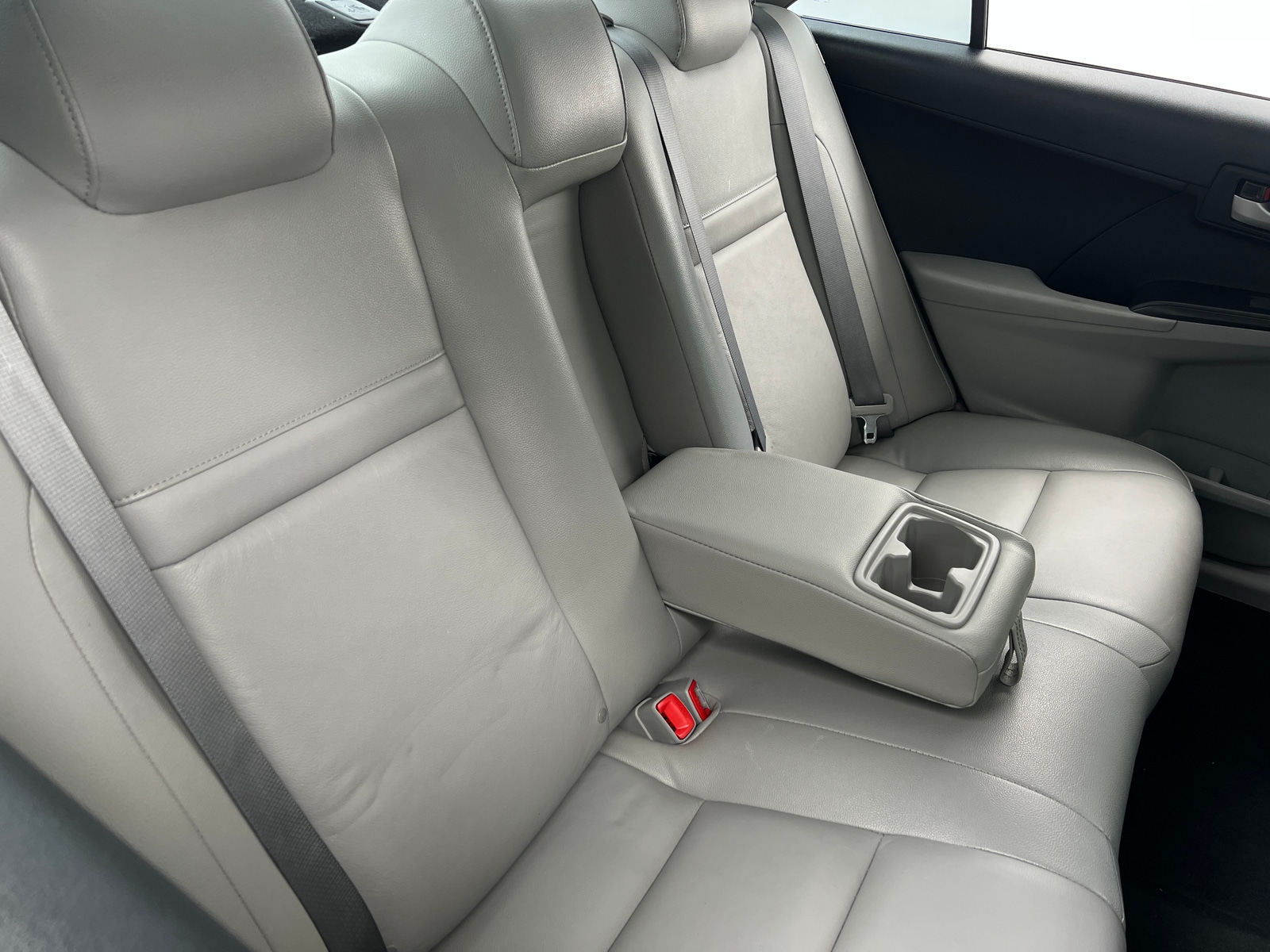Thumbnail: 2014 Toyota Camry - 6
