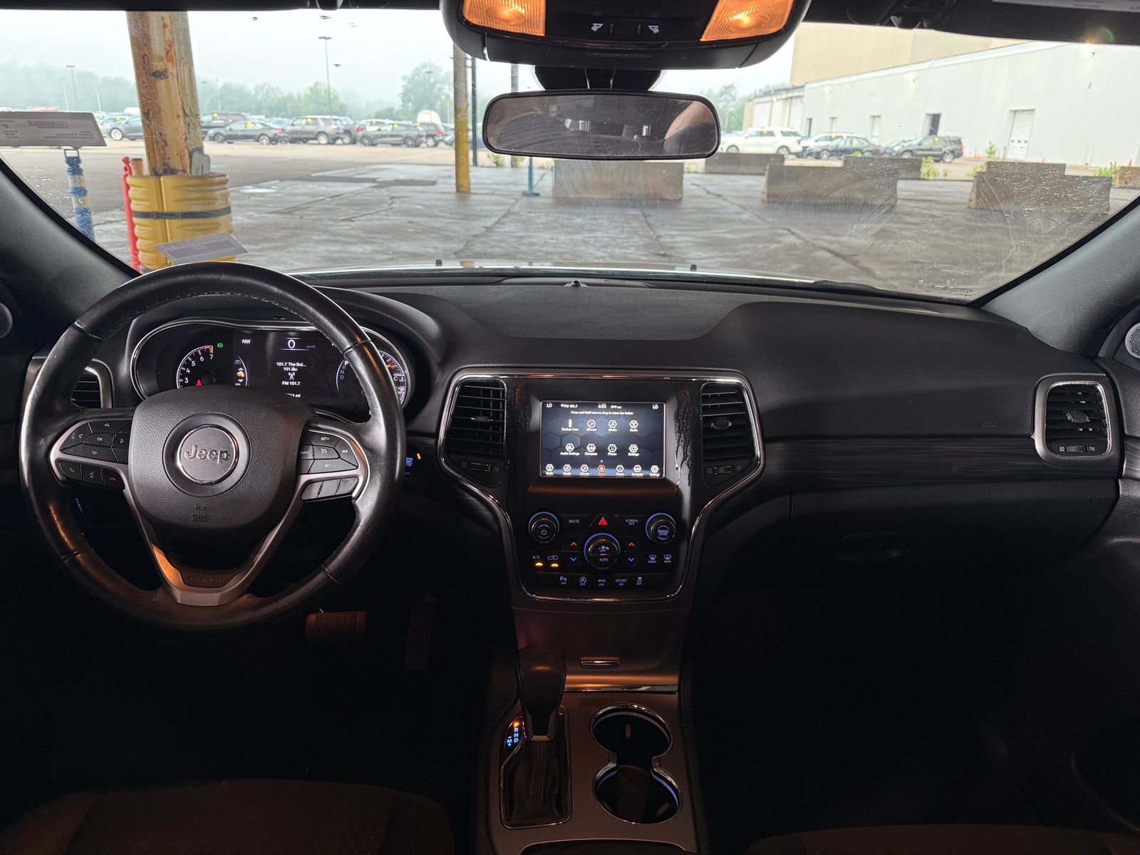 Thumbnail: 2019 Jeep Grand Cherokee - 3
