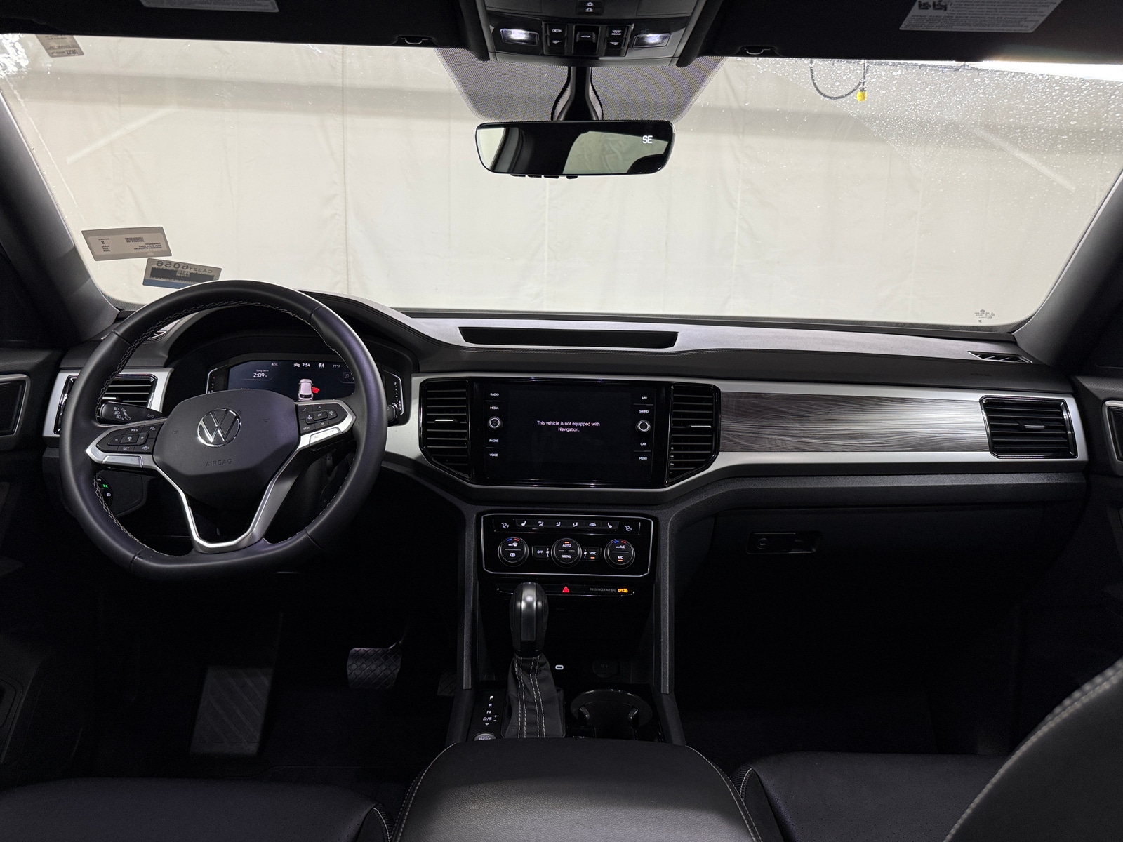 Thumbnail: 2023 Volkswagen Atlas - 2