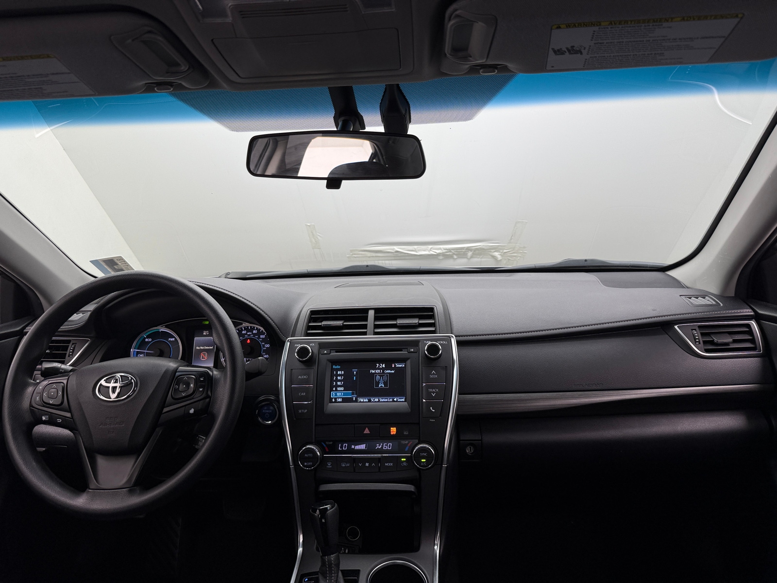 Thumbnail: 2016 Toyota Camry - 3