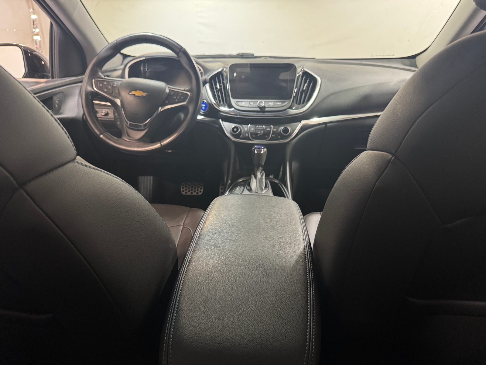Thumbnail: 2018 Chevrolet Volt - 2