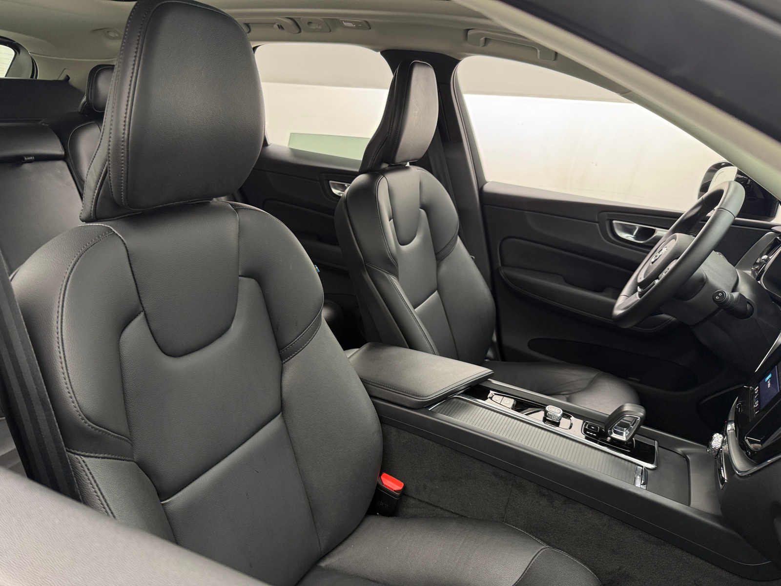 Thumbnail: 2024 Volvo XC60 - 2