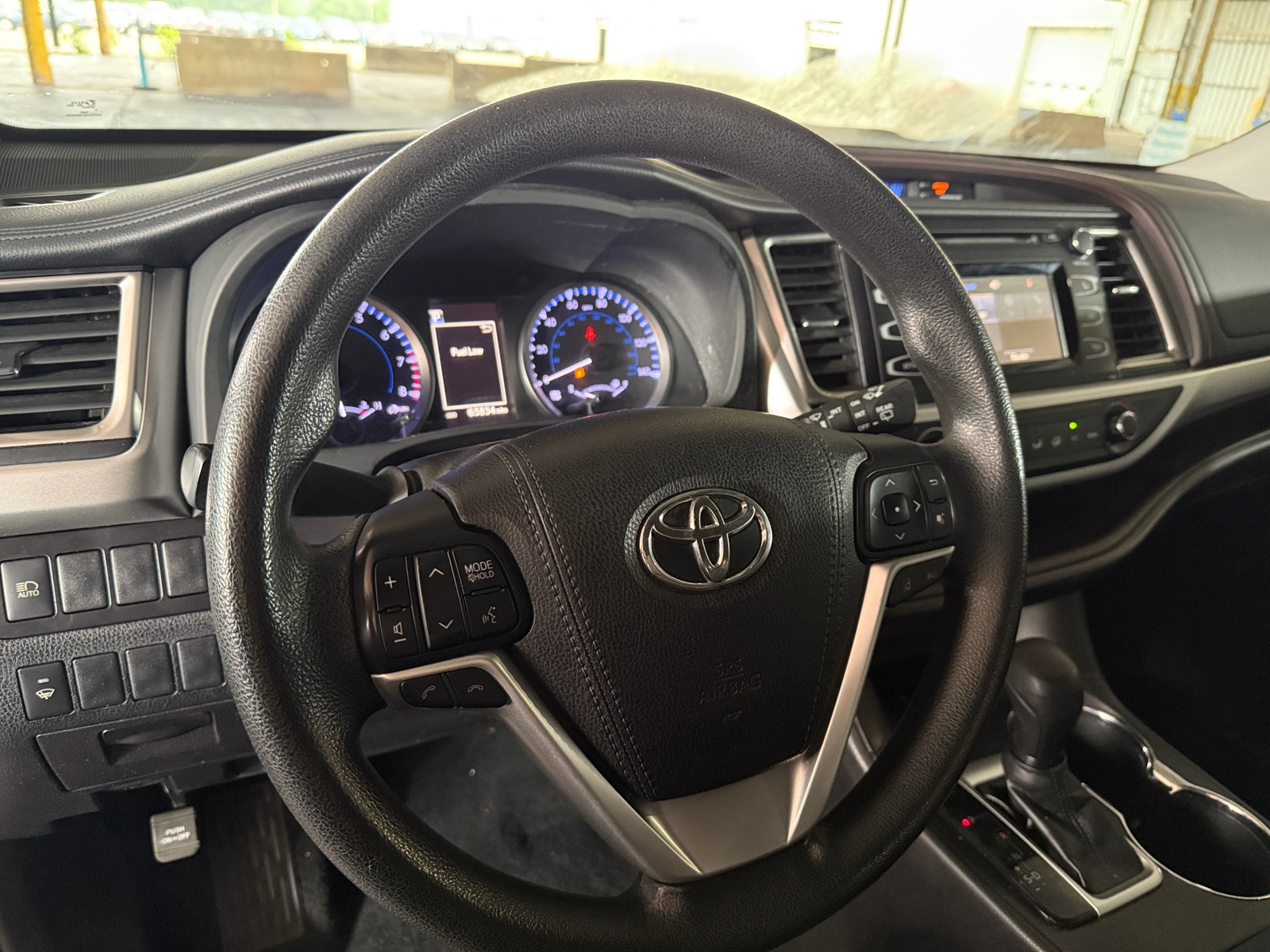 Thumbnail: 2018 Toyota Highlander - 5