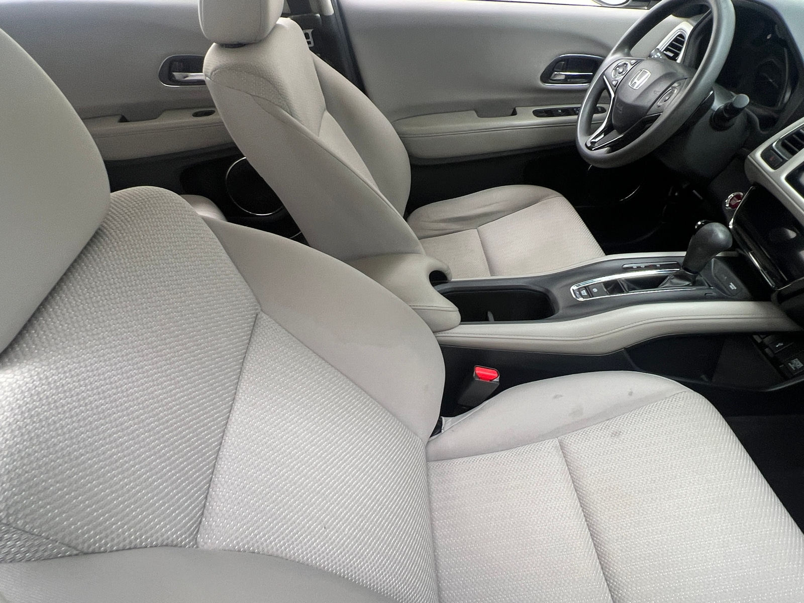 Thumbnail: 2016 Honda HR-V - 2