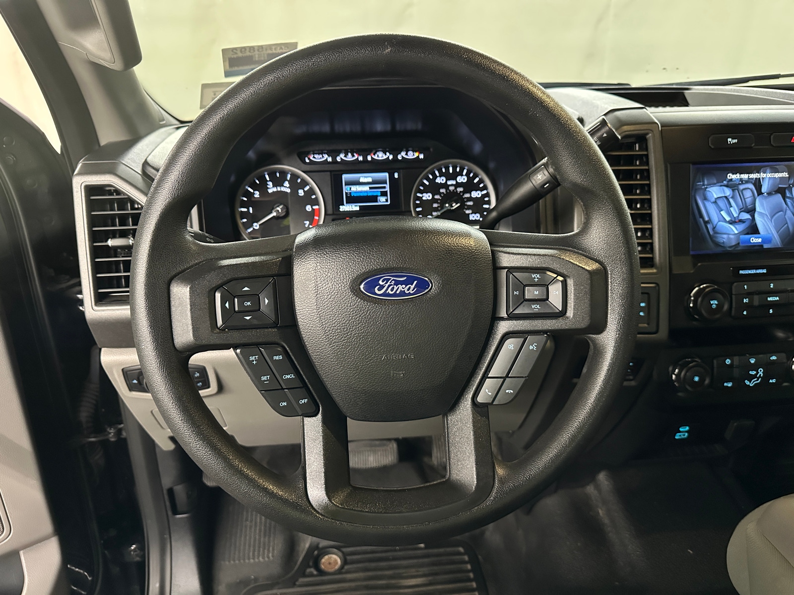 Thumbnail: 2021 Ford Econoline - 4