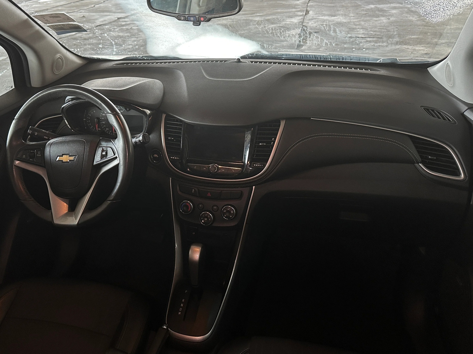Thumbnail: 2018 Chevrolet Trax - 3