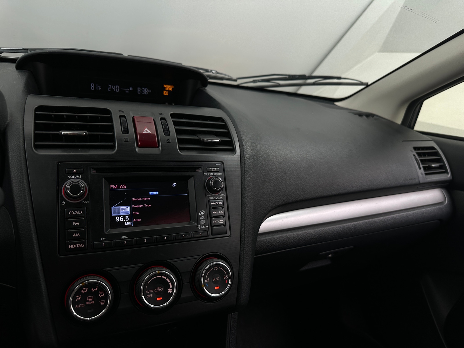Thumbnail: 2014 Subaru XV Crosstrek - 3