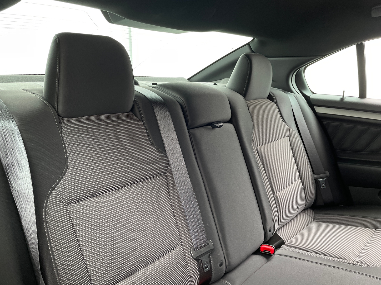 Thumbnail: 2015 Ford Taurus - 6