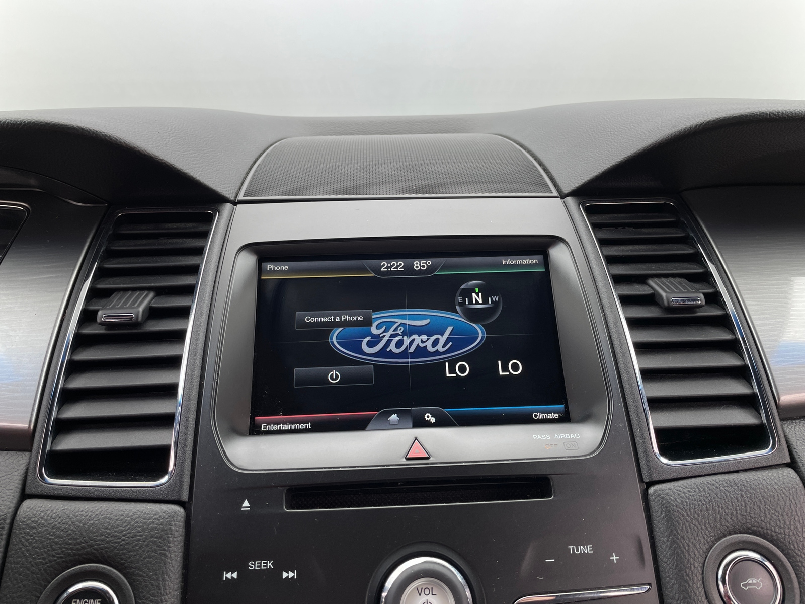 Thumbnail: 2015 Ford Taurus - 4