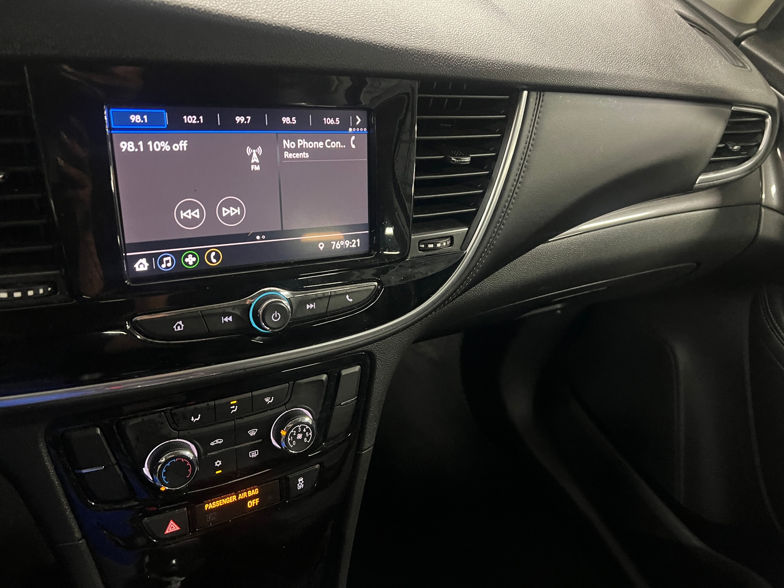 Thumbnail: 2022 Buick Encore - 4