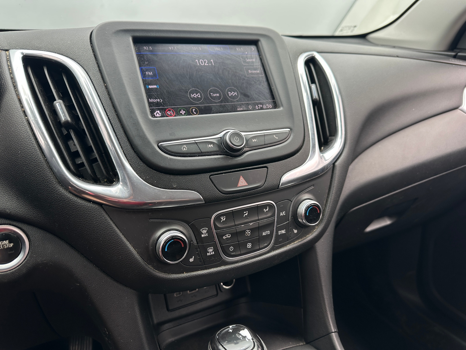 Thumbnail: 2020 Chevrolet Equinox - 4