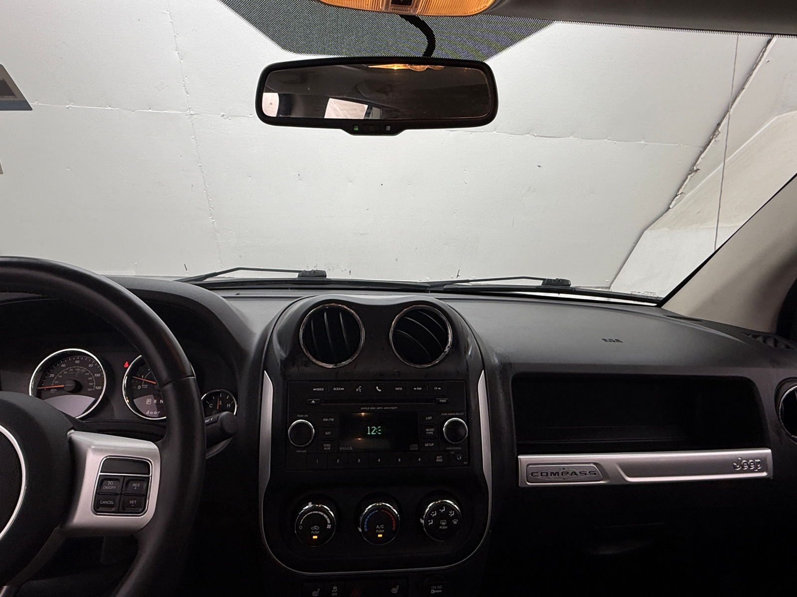 Thumbnail: 2015 Jeep Compass - 2