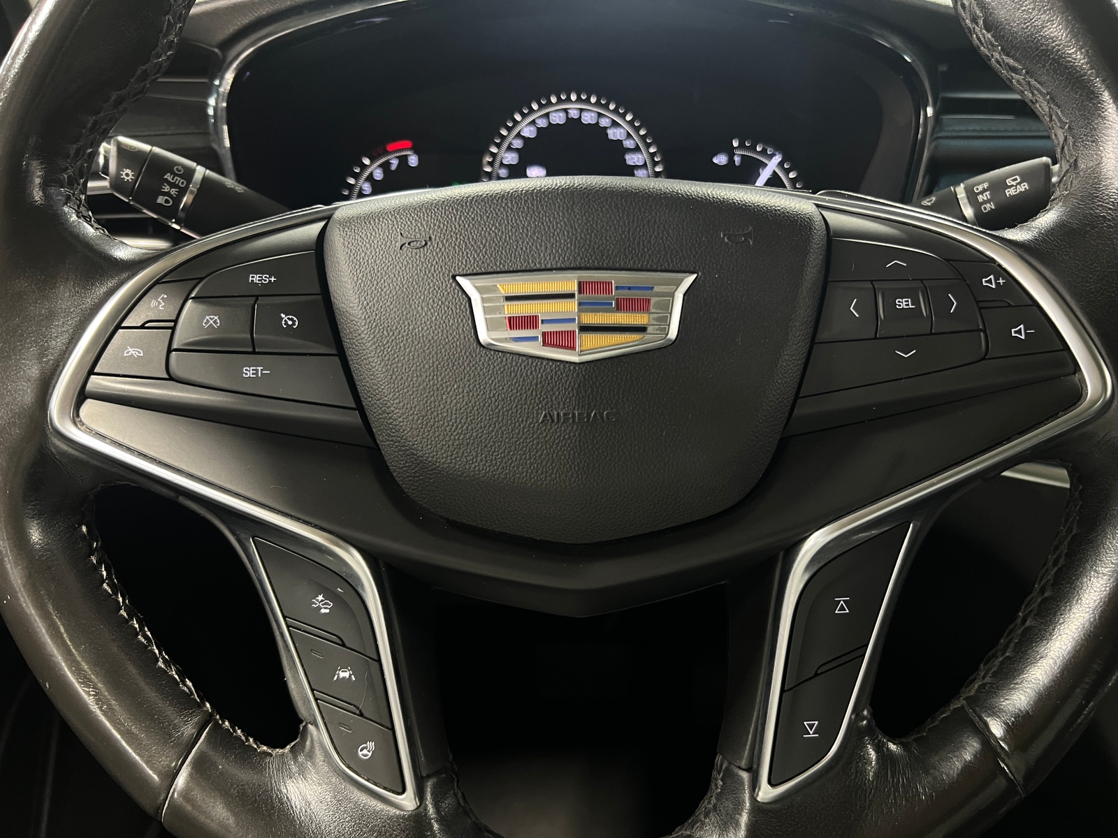 Thumbnail: 2019 Cadillac XT5 - 4