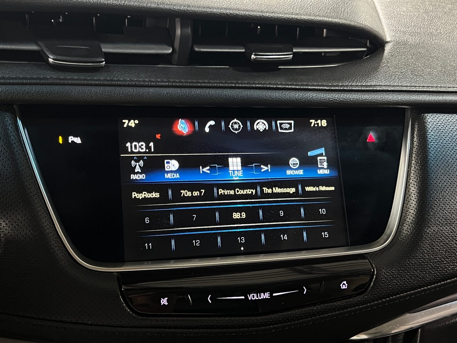 Thumbnail: 2019 Cadillac XT5 - 3