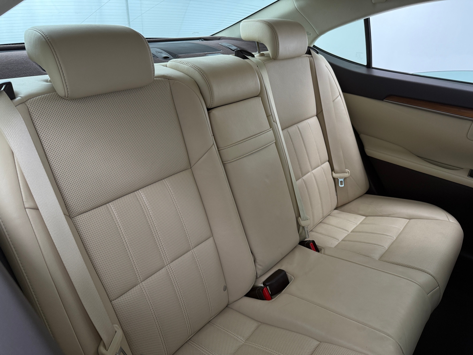 Thumbnail: 2016 Lexus ES - 5