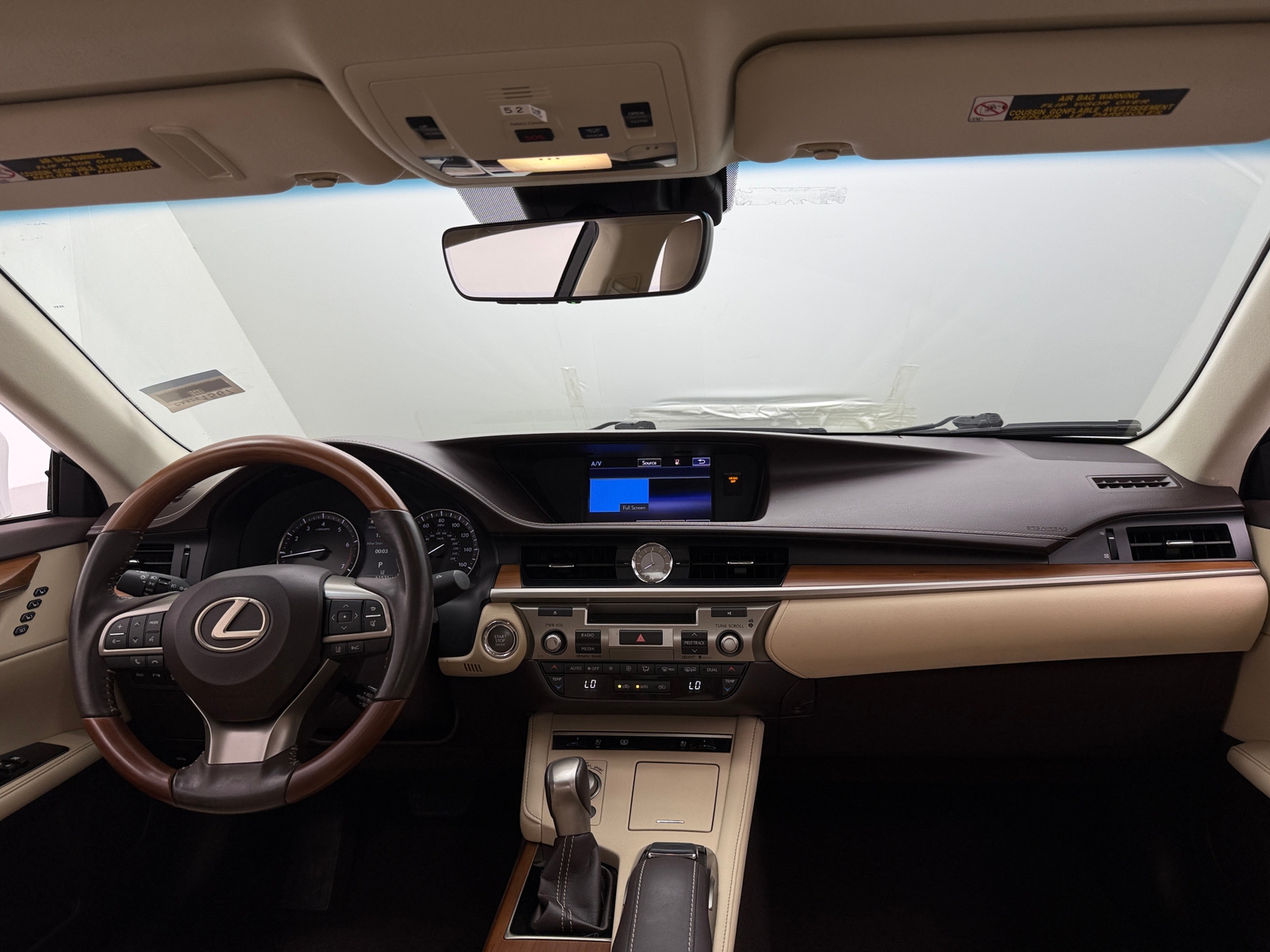 Thumbnail: 2016 Lexus ES - 2
