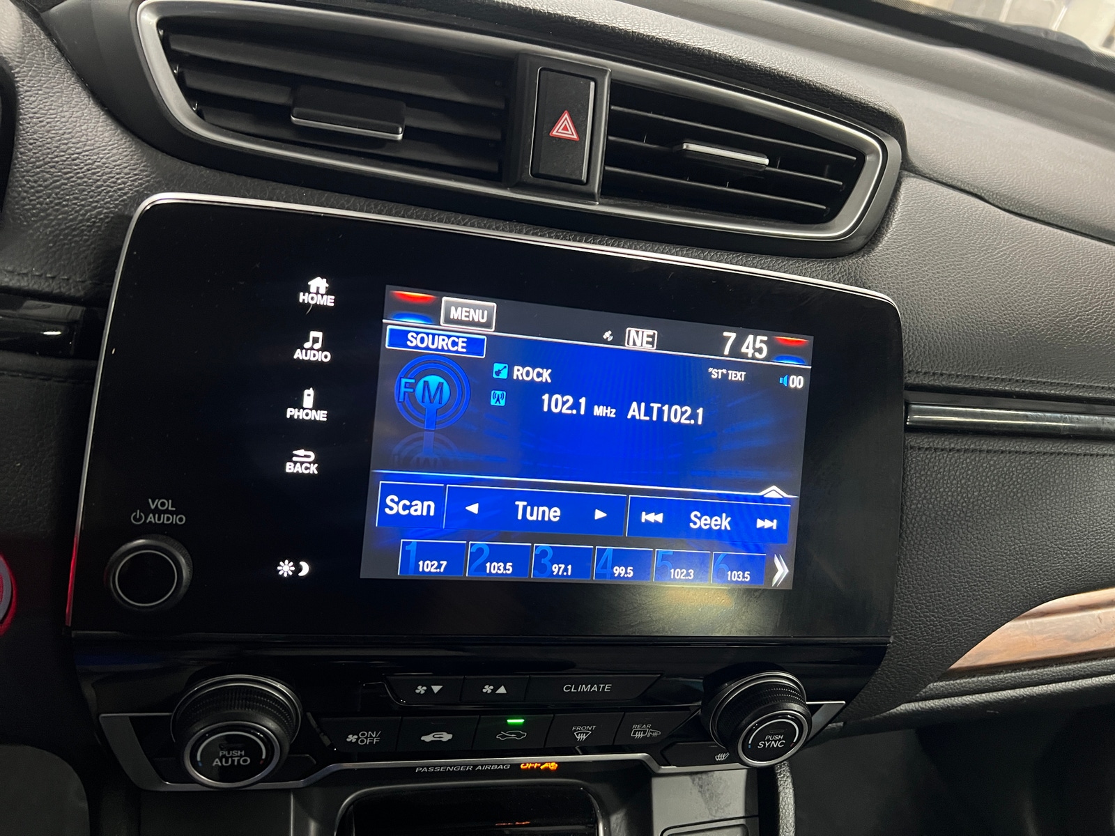 Thumbnail: 2017 Honda CR-V - 4