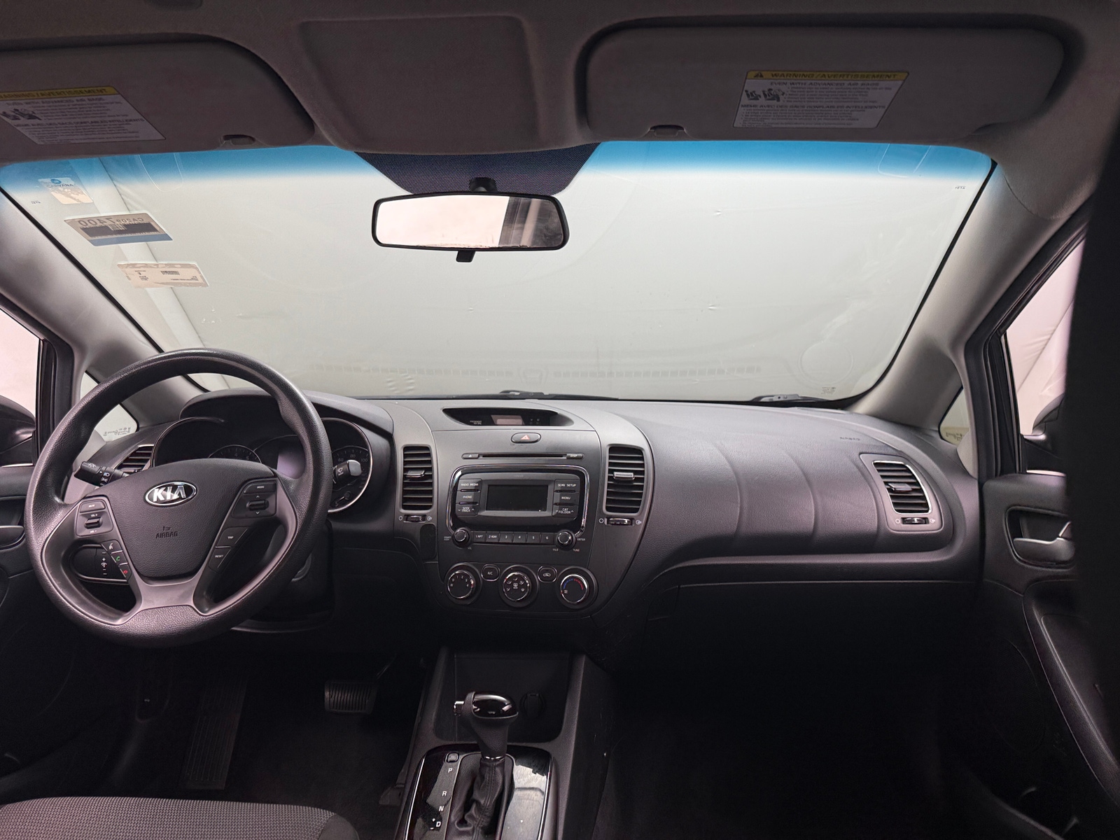 Thumbnail: 2017 Kia Forte - 3