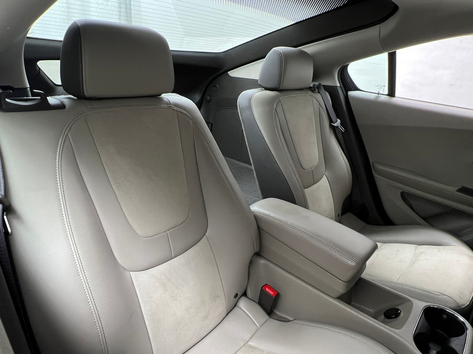 Thumbnail: 2014 Chevrolet Volt - 5