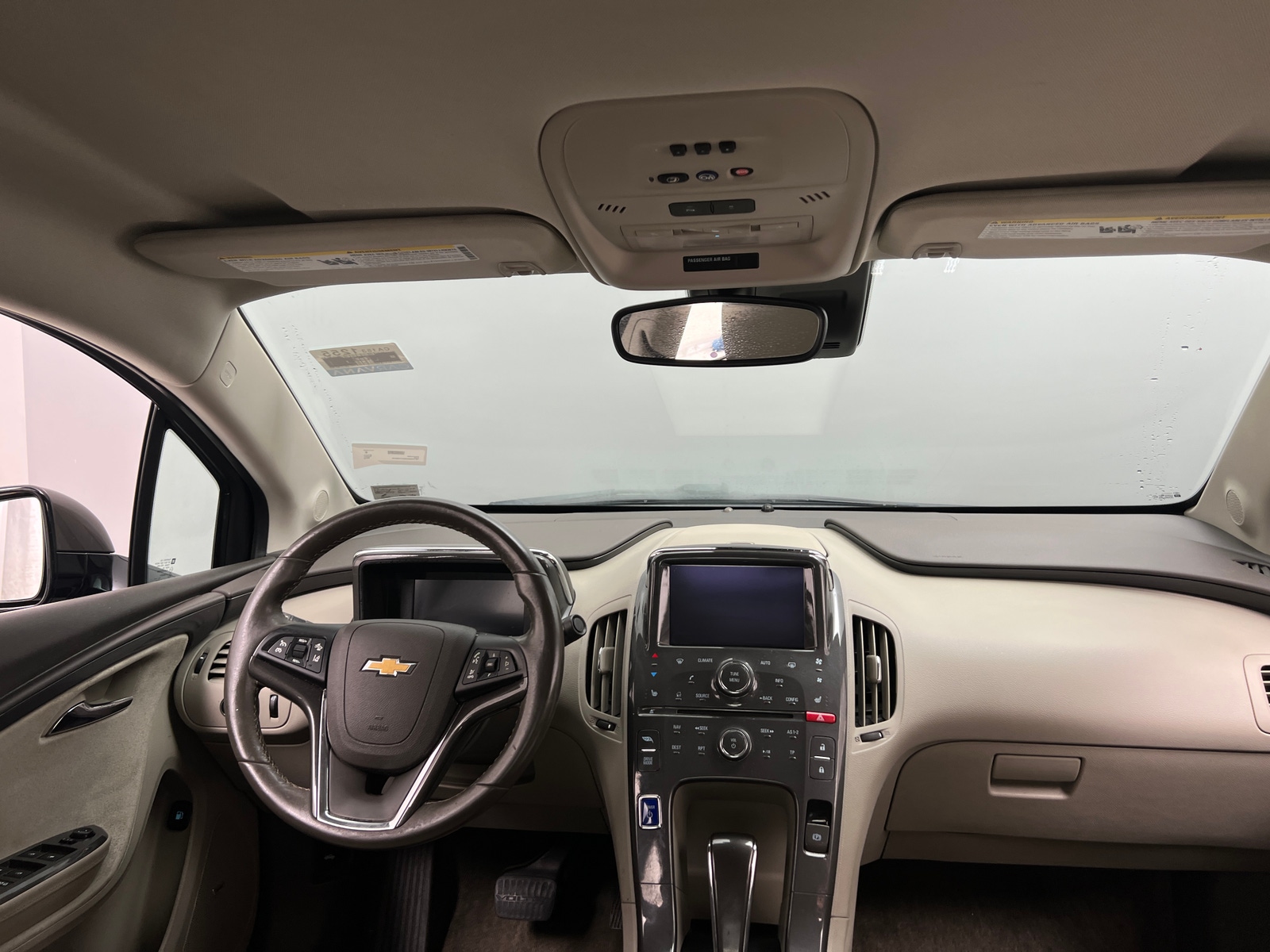 Thumbnail: 2014 Chevrolet Volt - 2