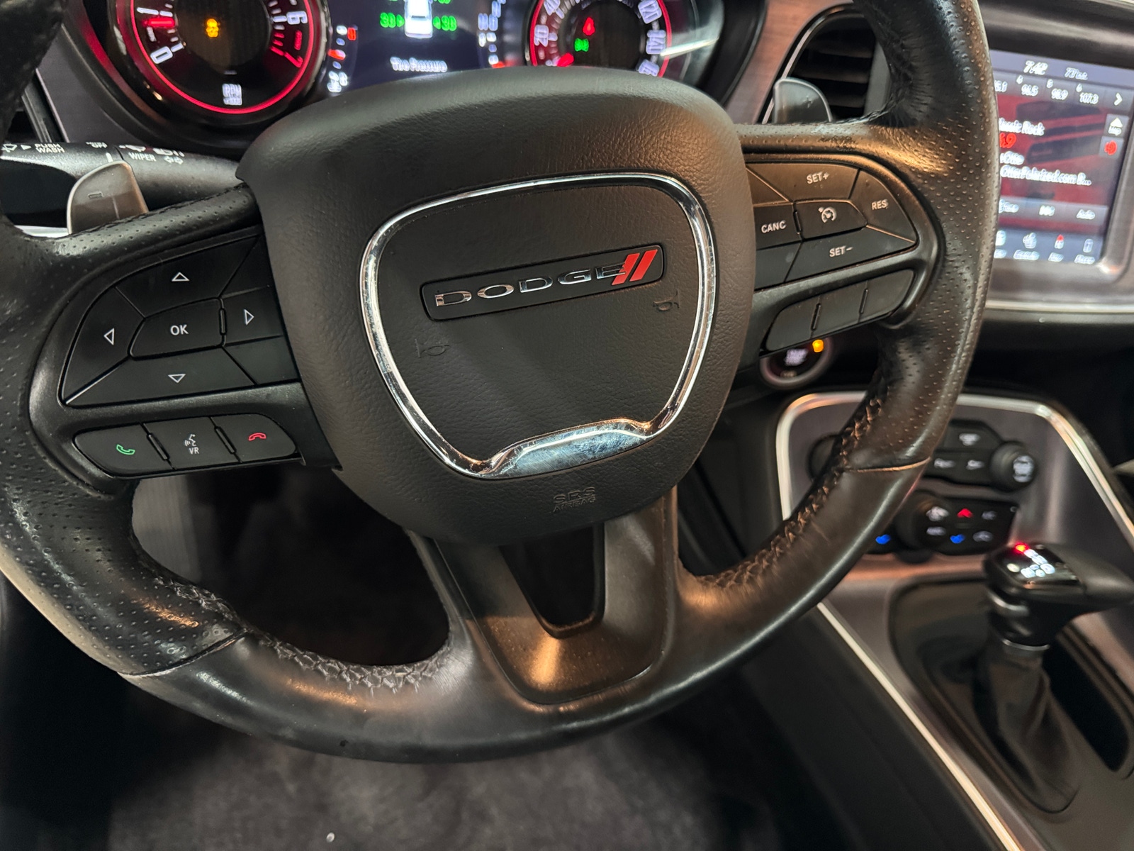 Thumbnail: 2018 Dodge Challenger - 3