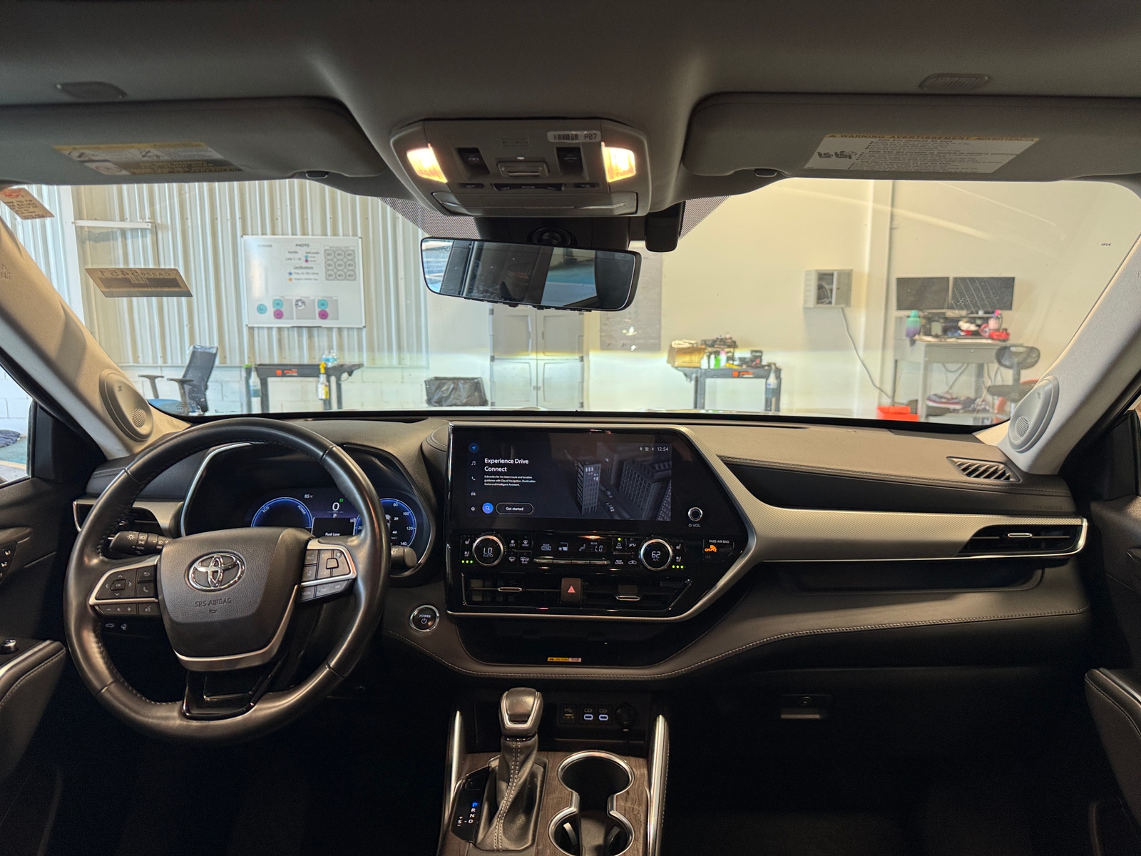 Thumbnail: 2023 Toyota Highlander - 2