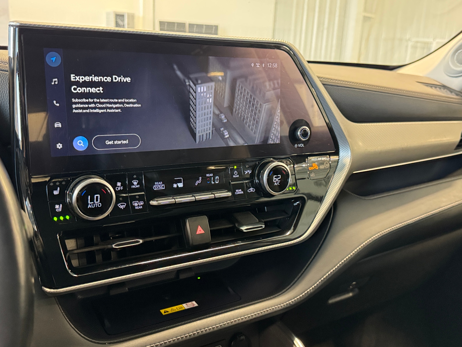 Thumbnail: 2023 Toyota Highlander - 3