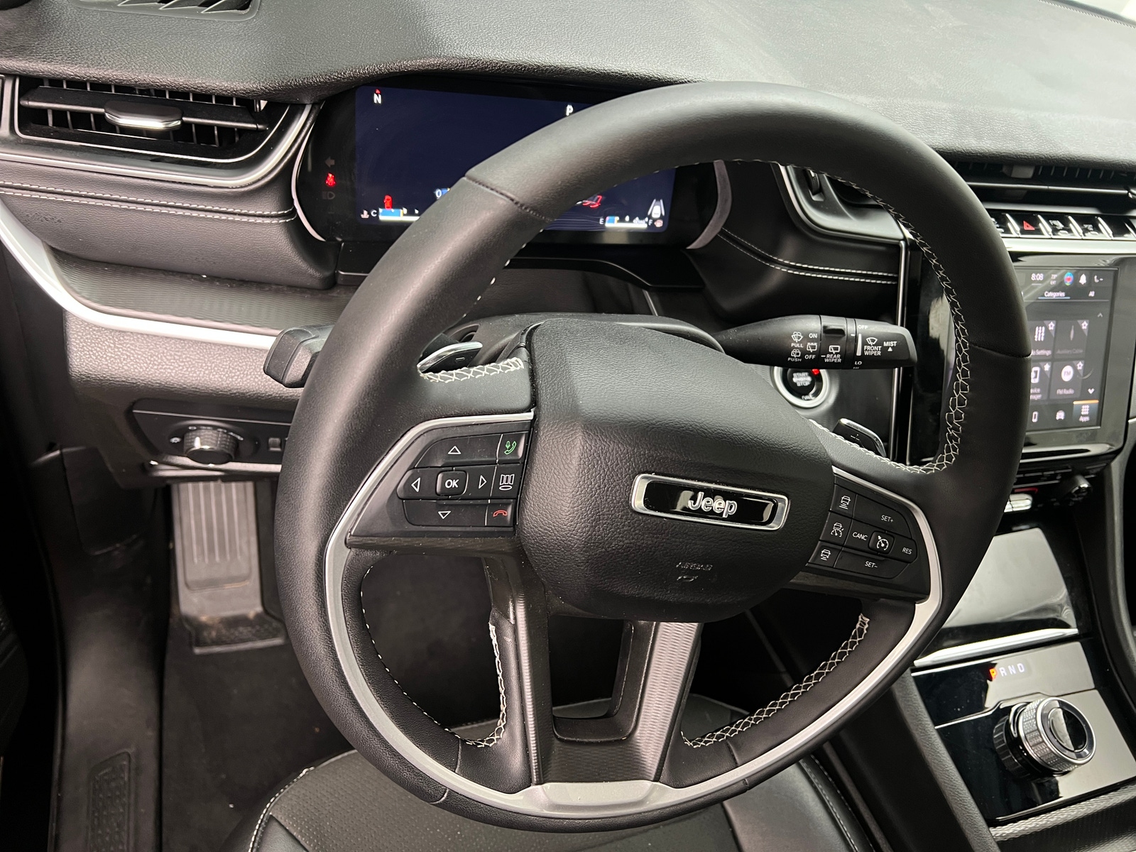 Thumbnail: 2024 Jeep Grand Cherokee - 5