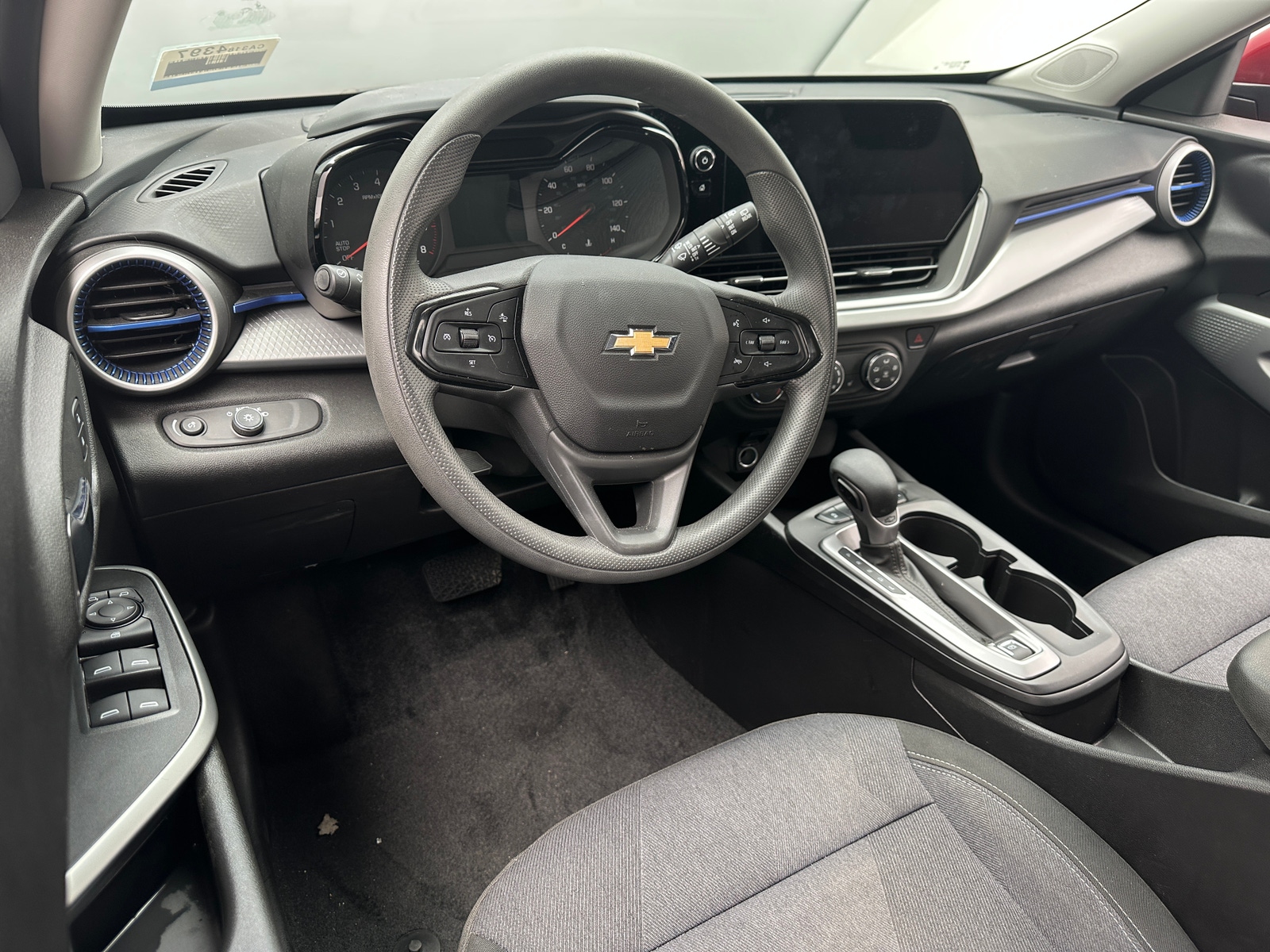 Thumbnail: 2024 Chevrolet Trax - 3