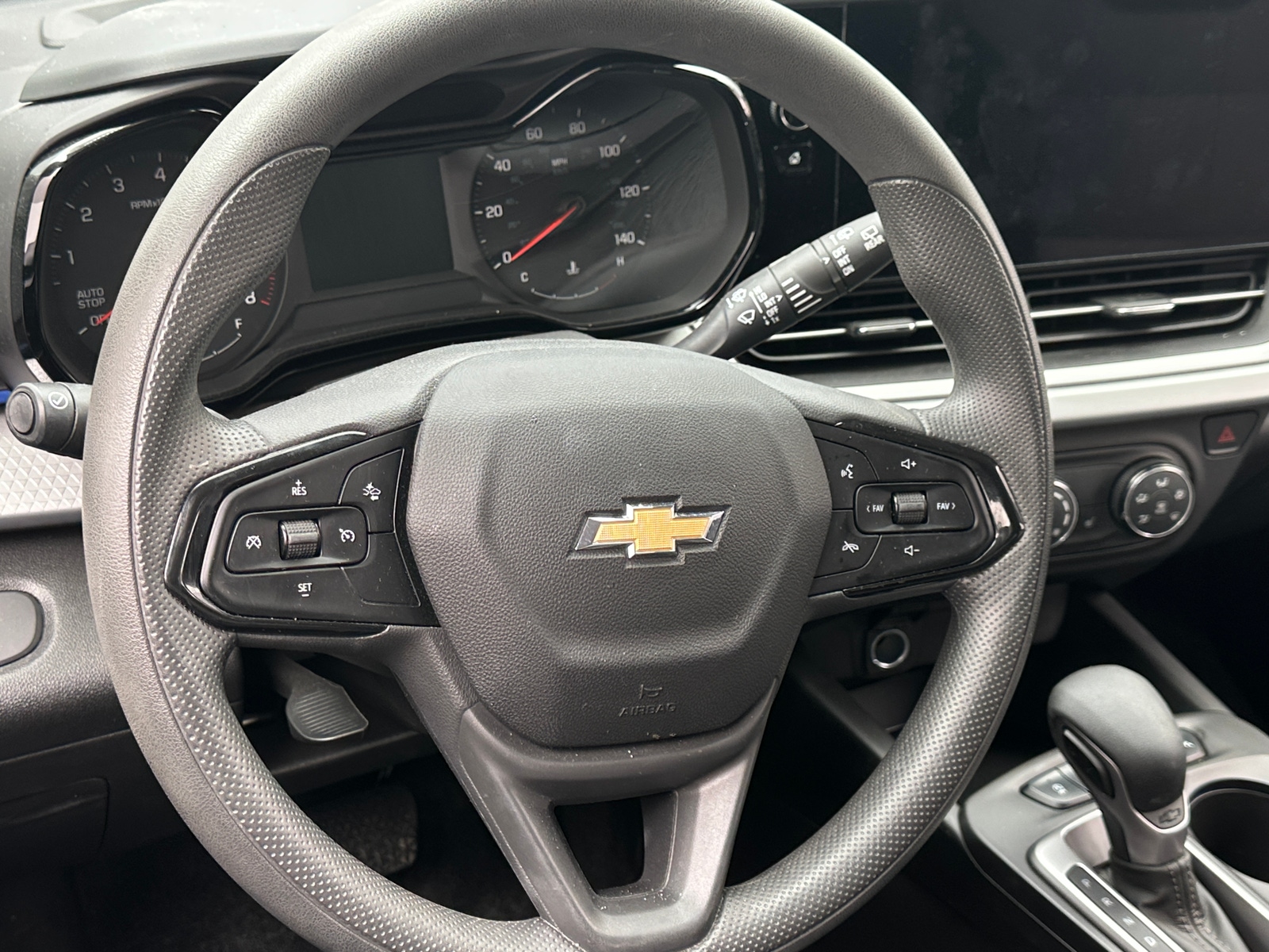 Thumbnail: 2024 Chevrolet Trax - 5