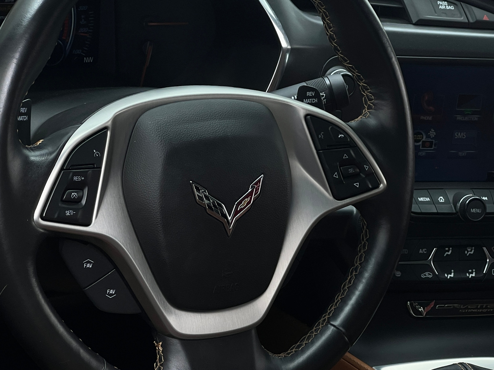 Thumbnail: 2014 Chevrolet Corvette - 3