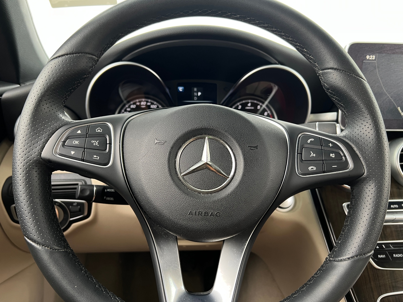Thumbnail: 2017 Mercedes-Benz C-Class - 4