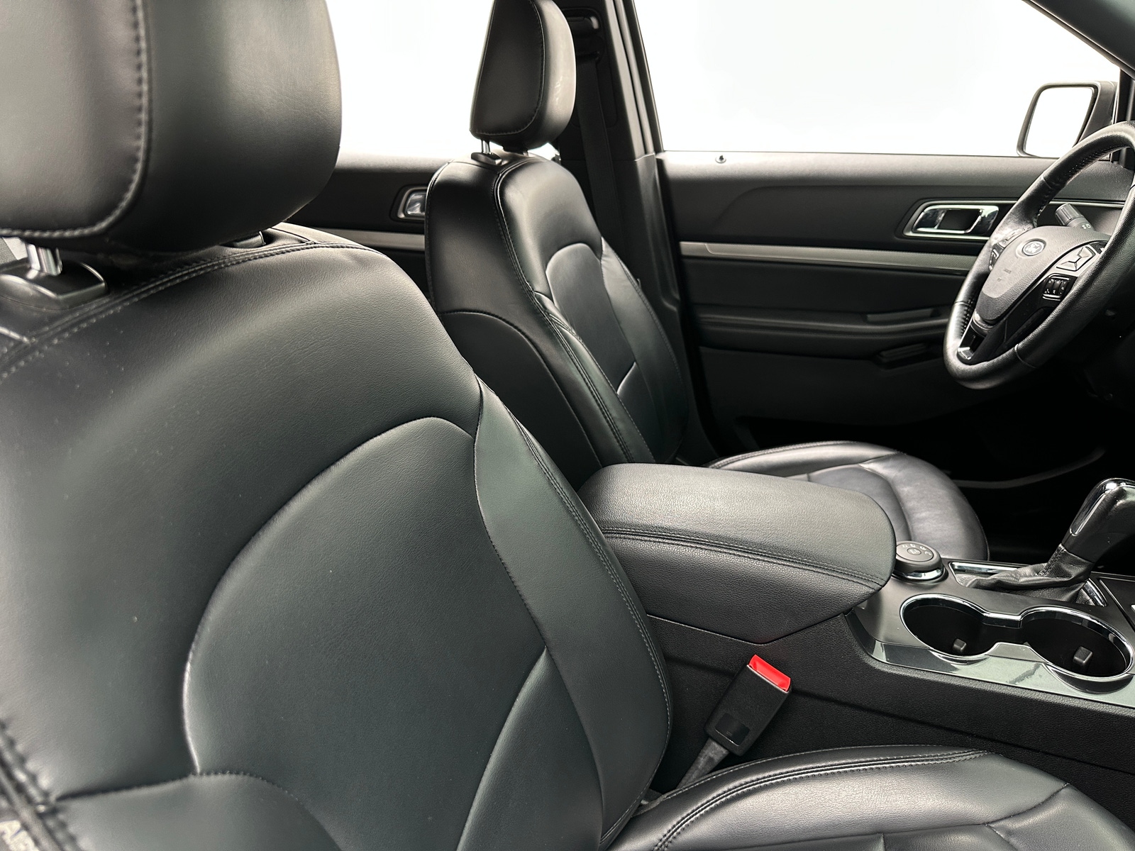 Thumbnail: 2019 Ford Explorer - 2