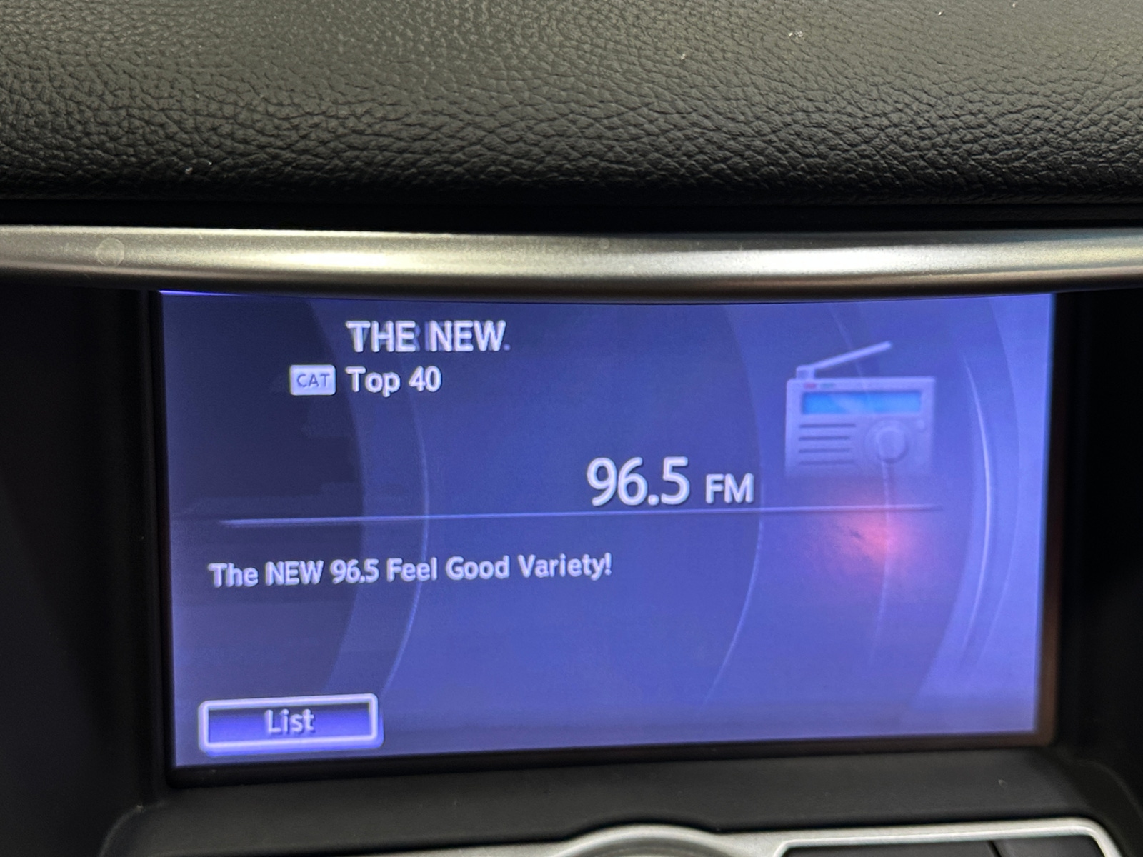 Thumbnail: 2017 INFINITI QX50 - 3