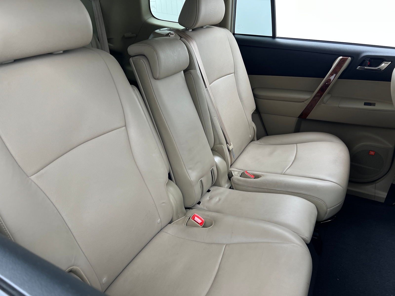 Thumbnail: 2013 Toyota Highlander - 5