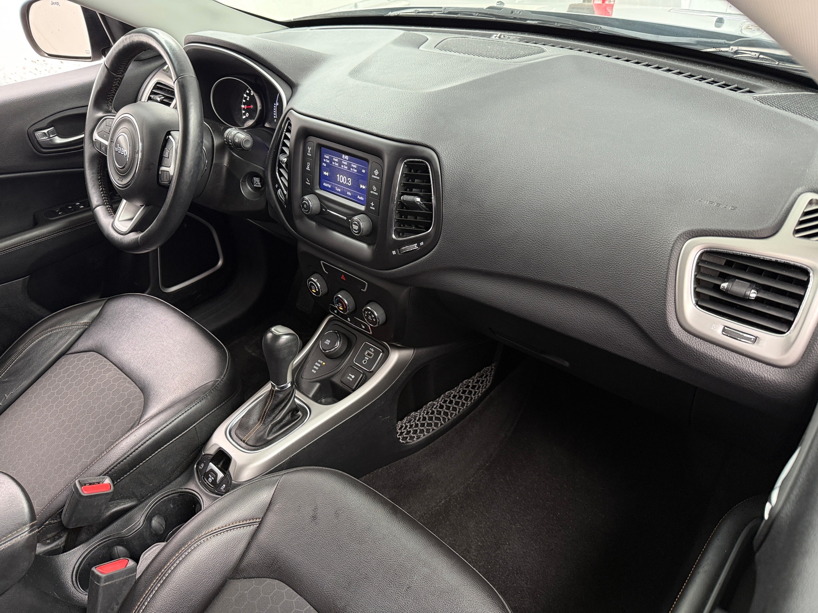 Thumbnail: 2018 Jeep Compass - 3