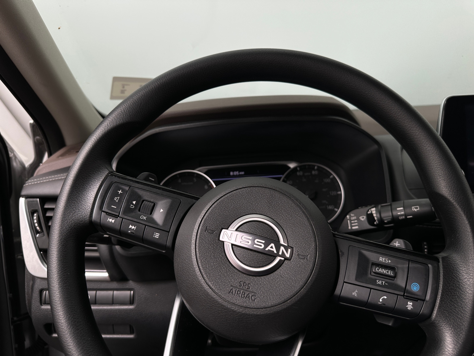 Thumbnail: 2022 Nissan Rogue - 5
